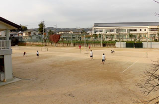 津山中学校・高校｜テニスコート